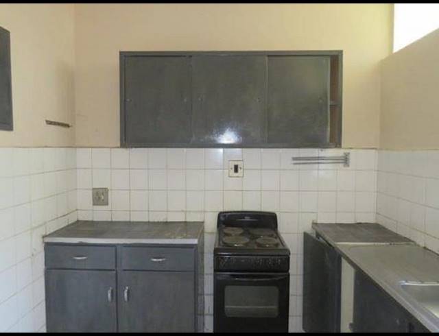 2 BEDROOM APARTMENT FOR SALE IN SUNNYSIDE